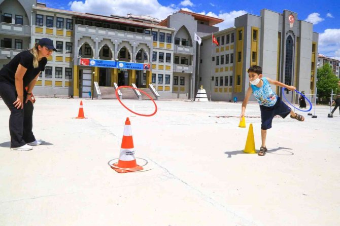 Uşak’ta Yaz Okulu İçin Son Gün 1 Temmuz