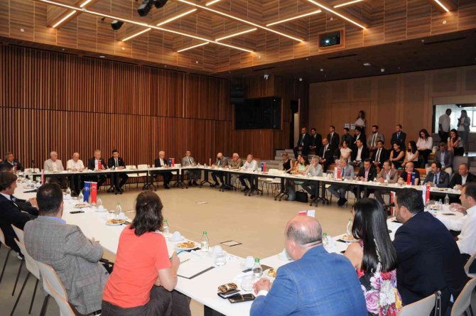 Egi̇ad Danışma Kurulu İş Dünyasını Buluşturdu