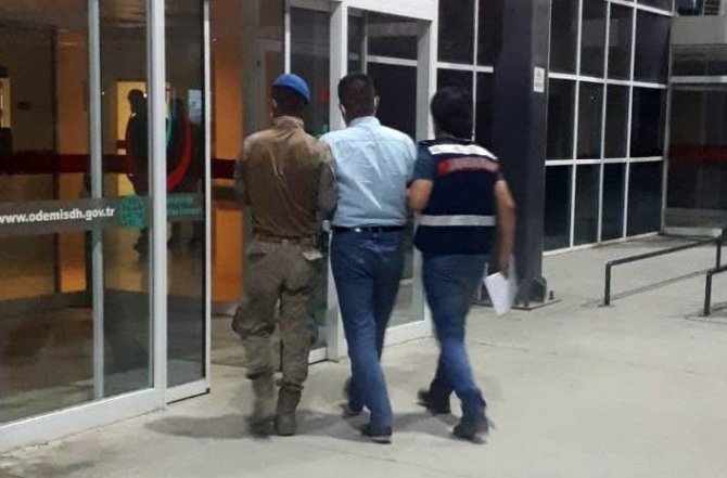 İ̇zmir’de Jandarmadan Terör Operasyonu: 6 Gözaltı