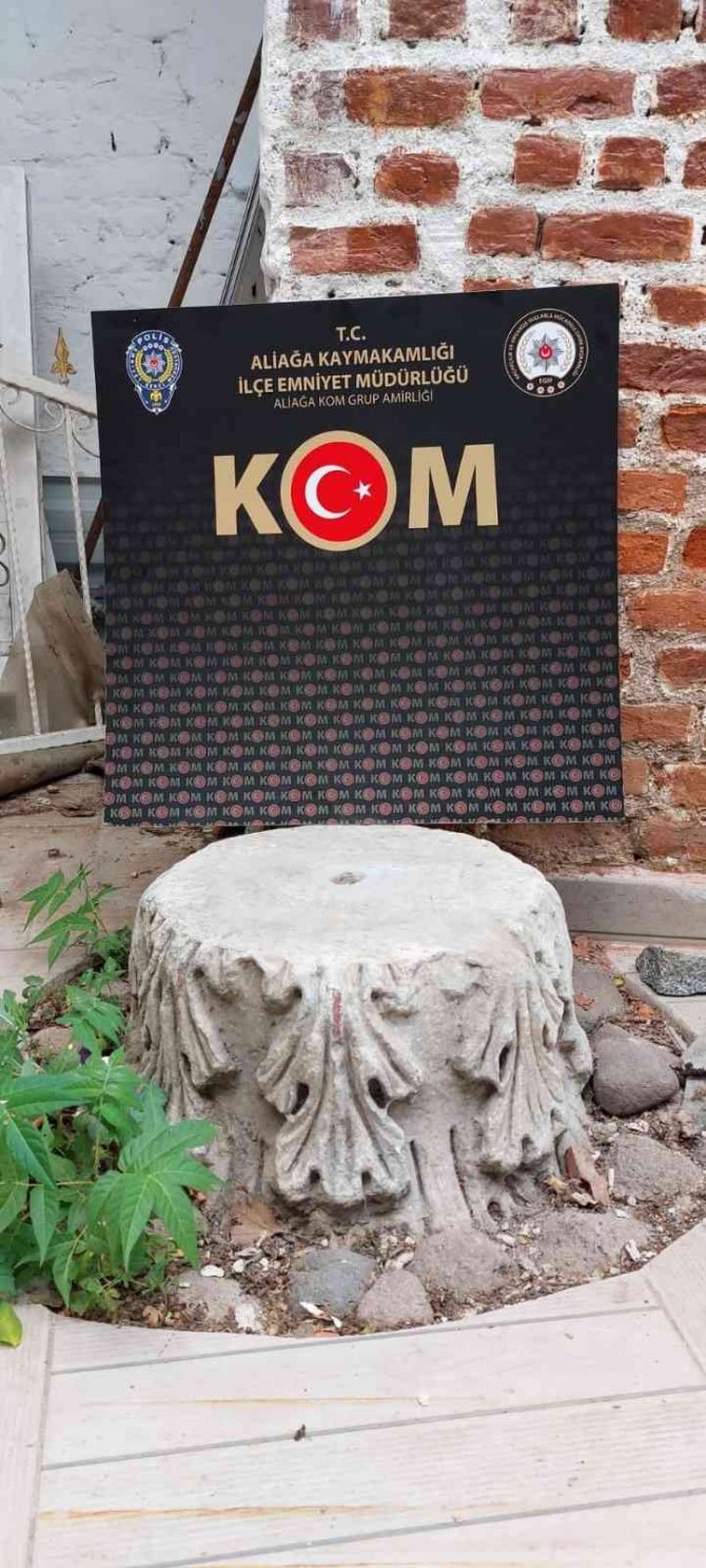 İ̇zmir’de Kaçak Kazı Yapılan İki Eve Polisten Baskın: 2 Gözaltı