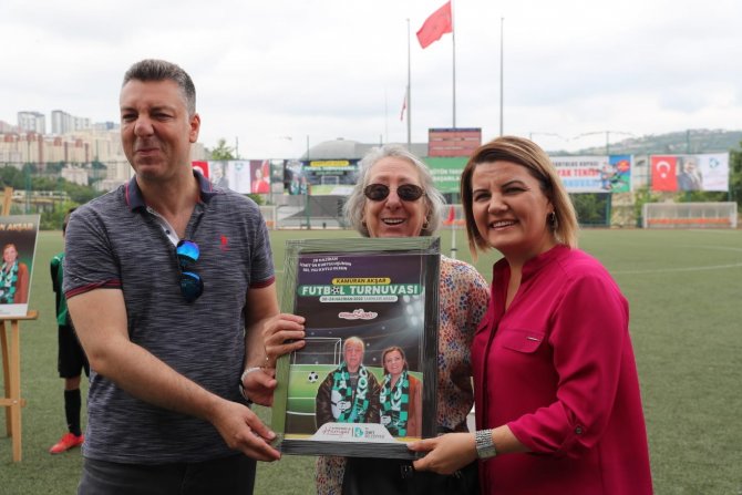 Kamuran Akşar Futbol Turnuvasının Açılışını Başkan Hürriyet Yaptı