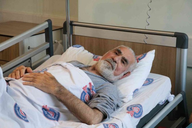 Yaşlı Adamın Aort Damarı Karpuz Gibi Büyüdü