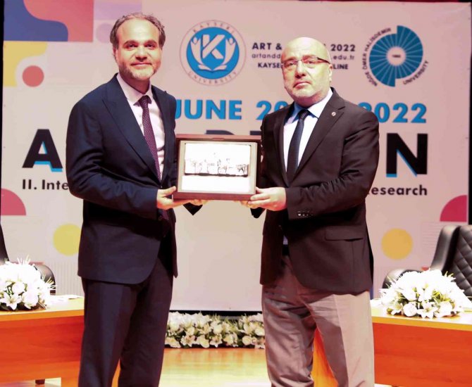 Kayü’de “Iı. Uluslararası Sanat Ve Tasarım Araştırmaları Kongresi” Düzenlendi