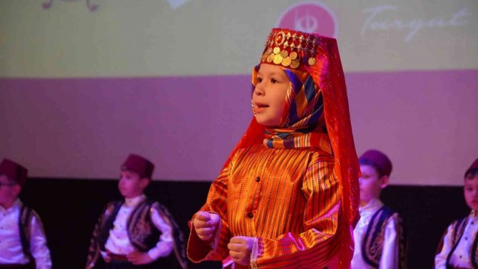 Gül Kreş Adası’nın Minikleri Mezun Oldu