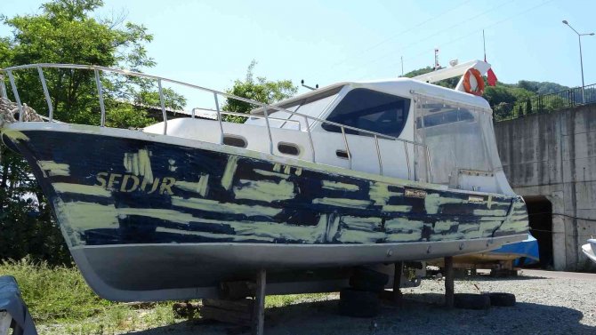 Balıkçı Tekneleri Yeni Yeni Sezona Hazırlanıyor