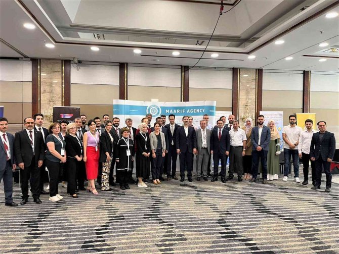 Köln’de Düzenlenen Fuarda Türk Üniversiteleri Tanıtıldı