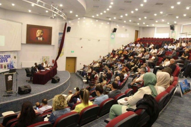 Kütahya’da İ̇lçe Eğitim Kurumu Müdürler Kurulu Toplantısı