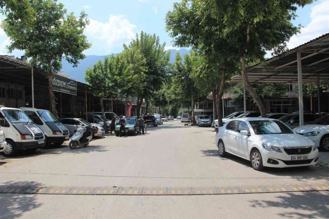 Kayıt Dışı Al-sat Yapanlar İkinci El Otomobil Piyasasını Yükseltiyor