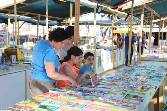Marmaris İkinci Kitap Günleri Başladı