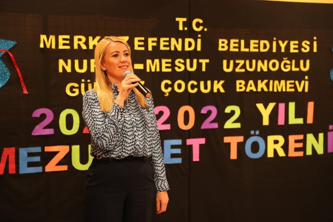 Merkezefendi’ye Kazandırılan Çocuk Bakım Evinin İlk Minikleri Mezun Oldu