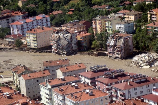 Yaz Geldi, Karadeniz Diken Üstünde: “Sel Felaketiyle Karşılaşabiliriz”