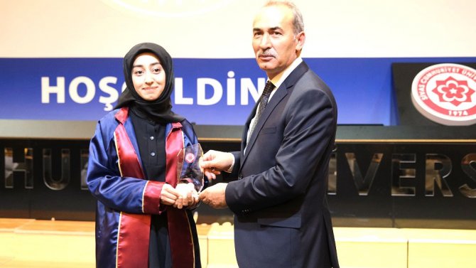 Scü’de Mezuniyet Coşkusu