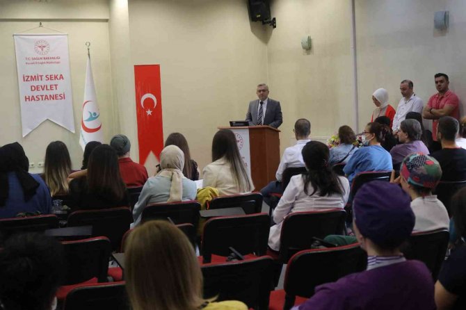 Hemşireler Sertifikalarına Kavuştu