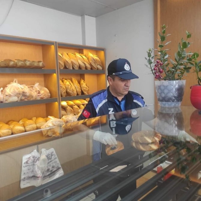 Zabıta Ekipleri Fırın Ve Pastaneleri Denetledi