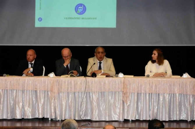 Vali Dağlı: “Çalıştığımız İllerin Tarihini Bilmekte Yükümlüyüz”