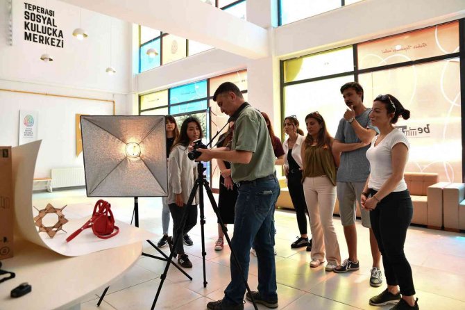 Tepebaşı’nda Sosyal Medya Ve Ürün Fotoğrafçılığı Eğitimi