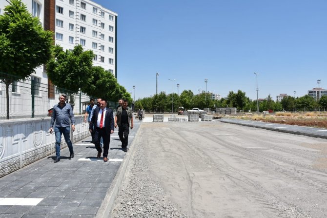 Bağlar Belediyesi Yol İyileştirme Çalışmalarına Devam Ediyor