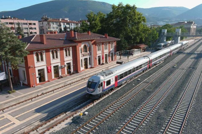 Amasya-samsun Tren Seferleri Yeniden Başladı