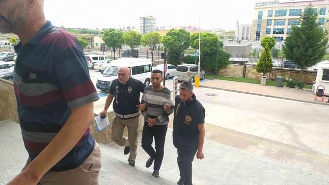 Tabancayla Oynadığı Sırada Yanlışlıkla Arkadaşını Kafasından Vuran Şüpheli Tutuklandı