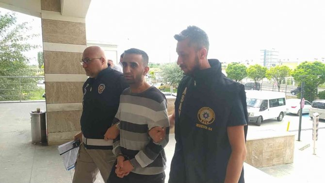 Tabancayla Oynadığı Sırada Yanlışlıkla Arkadaşını Kafasından Vuran Şüpheli Tutuklandı