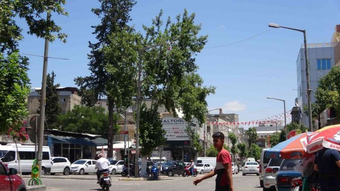 Şiddetli Rüzgar Dondurma Dolabını Sürükledi