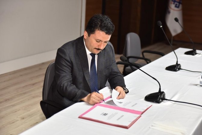 Altıeylül Belediyesi Çiftçinin Yanında