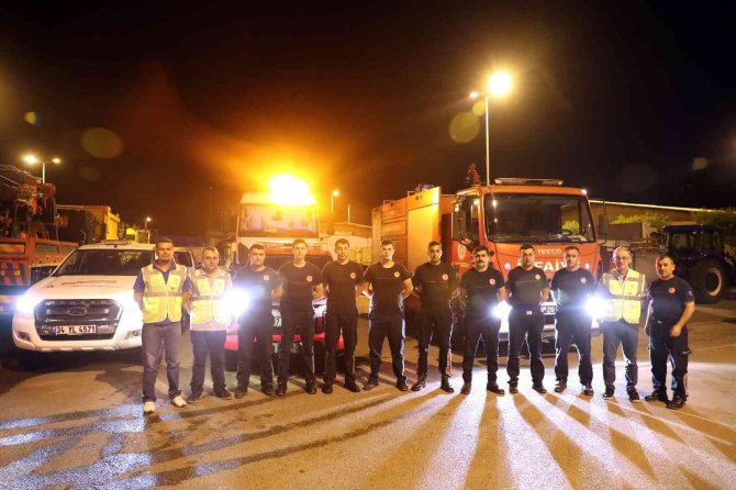 Antalya Büyükşehir’den Marmaris’e 7 Araç Ve 17 Personel Yardımı