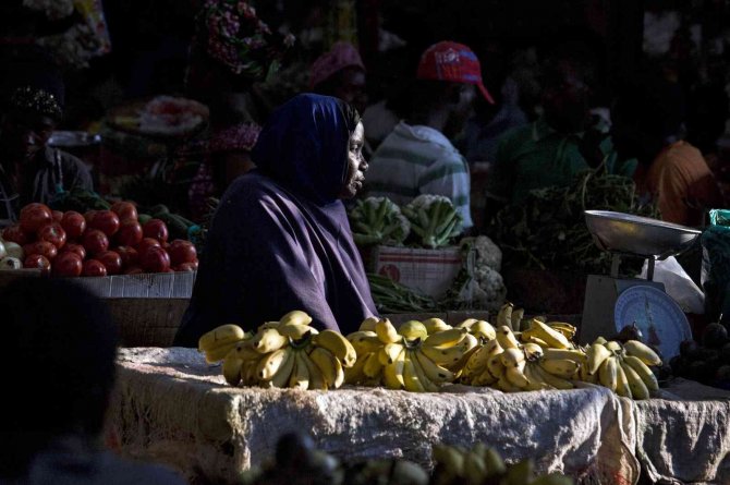 Dünyanın Gelir Eşitsizliğini ’Yükleniyorlar’
