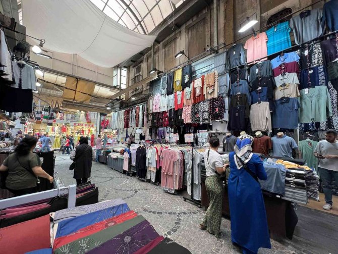 Mahmutpaşa Esnafının Kurban Bayramı Mesaisi Başladı