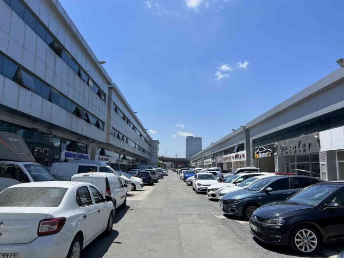 Bayram Öncesi İkinci El Otomobil Piyasasında Yaprak Kıpırdamıyor