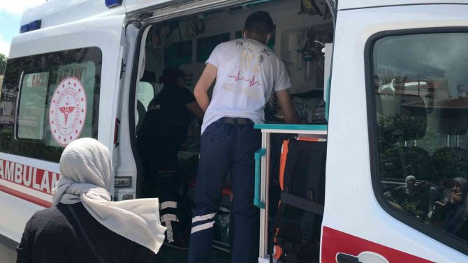 Kaza Yapan Oğluna Bir Şey Olduğunu Zanneden Anne Baygınlık Geçirdi