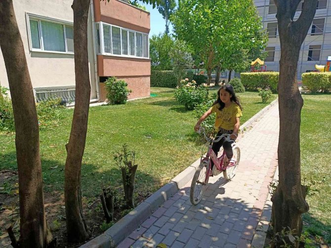 Beylikdüzü’nde Bir Siteden 30 Bin Tl Değerinde 4 Bisiklet Çaldı