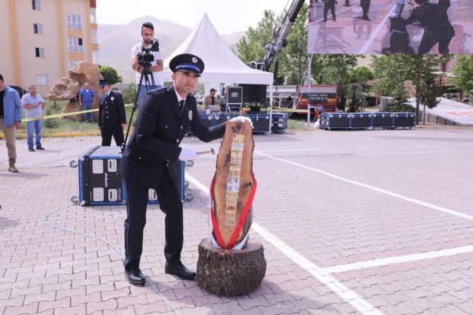 Pomem 27. Mezunlarını Verdi