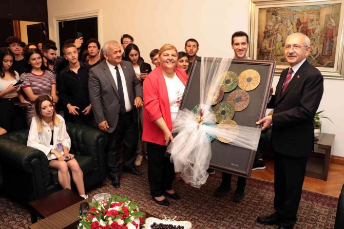 Kılıçdaroğlu’na "Kirpi Oklu" Tablo