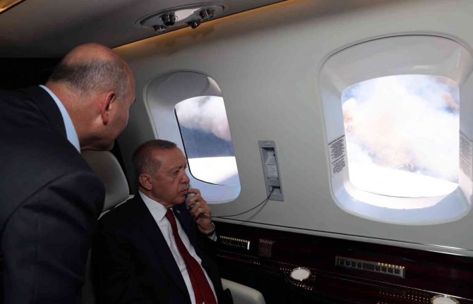 Cumhurbaşkanı Recep Tayyip Erdoğan, Marmaris’teki Yangın Bölgesinde Havadan İncelemelerde Bulundu.
