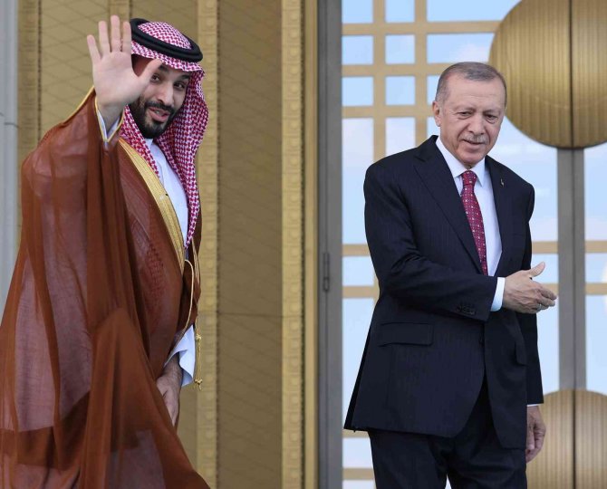Cumhurbaşkanı Erdoğan, Suudi Arabistan Veliaht Prensi Selman’ı Resmi Törenle Karşıladı