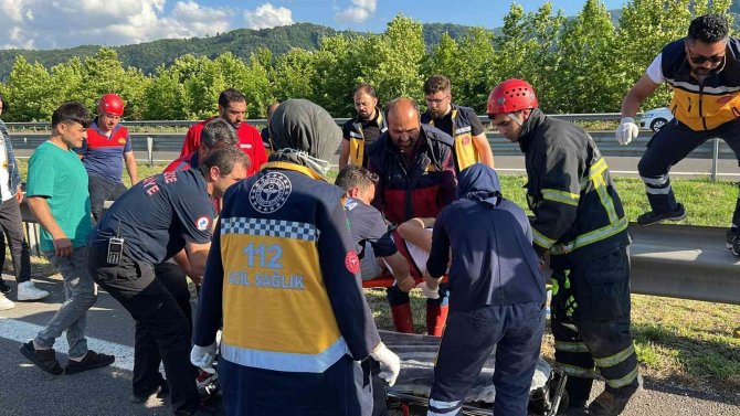 Hurdaya Dönen Araçtan Sağ Çıktı