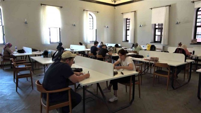 Milli Mücadele Ruhu Bu Müze-kütüphanede