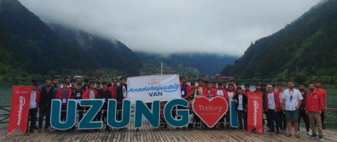 “Anadoluyuz Biz” Projesi Kapsamında Vanlı Gençler Trabzon’u Ziyaret Etti