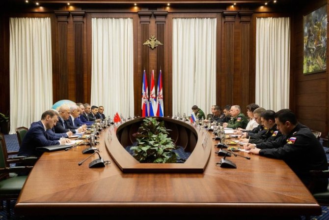Gıda Krizinin Çözümü Ve Ukrayna Limanlarında Bekleyen Tahıl Yüklü Gemilerin Tahliyesine Yönelik Türk Ve Rus Askeri Heyetleri Arasındaki Toplantı Dün Moskova’da Gerçekleştirildi. "Yapıcı Ve Oldukça Olumlu Havada" Geçtiği Bild