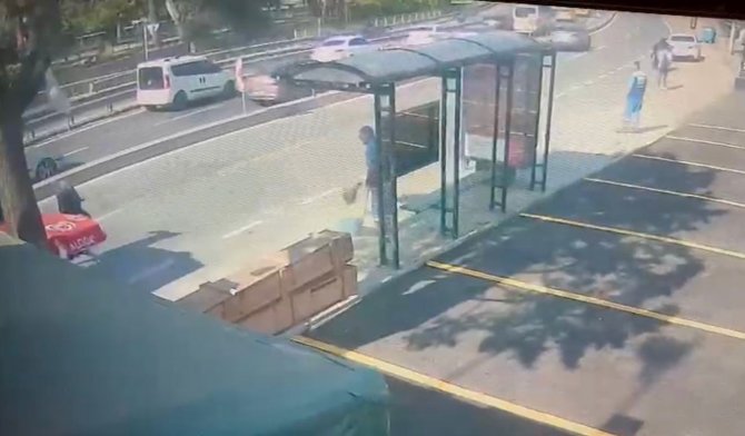 Üsküdar’da Minibüs Faciası: Yaşlı Kadın Hayatını Kaybetti