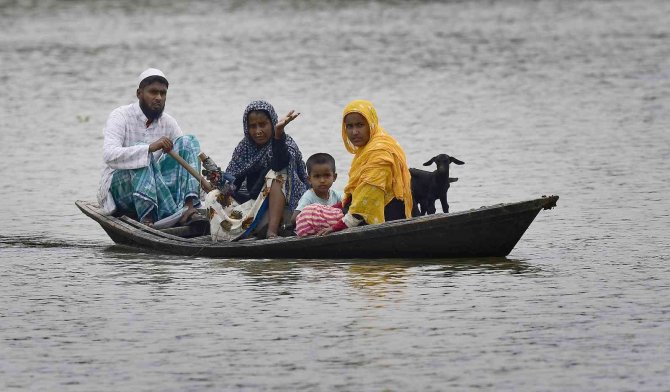 Hindistan Ve Bangladeş’teki Sellerde Can Kaybı 124’e Yükseldi