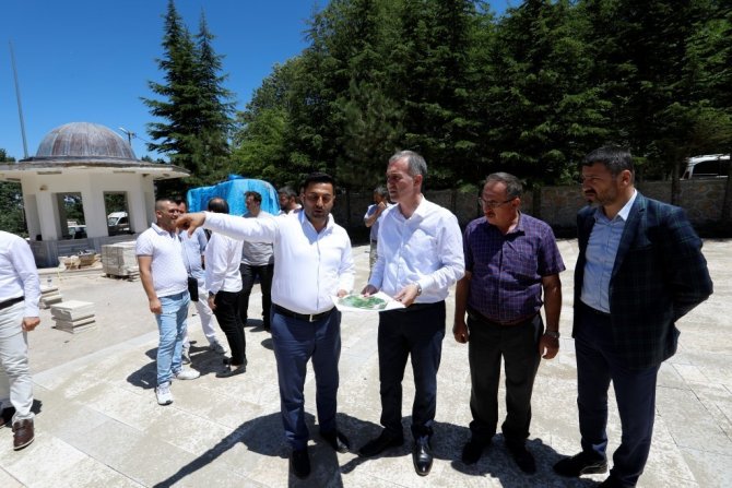 Turgut Alp Türbesi’nin Restorasyon Çalışmaları Sürüyor
