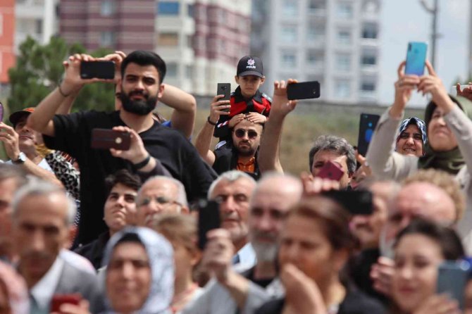 Kayseri Pomem’de Mezuniyet Heyecanı