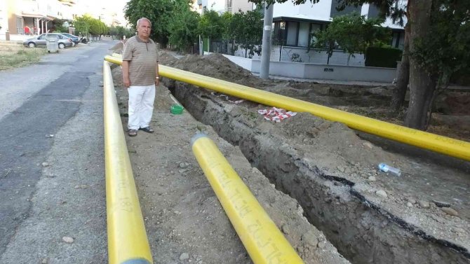 Burhaniye’de Yanlış Kazı Vatandaşları Zora Soktu