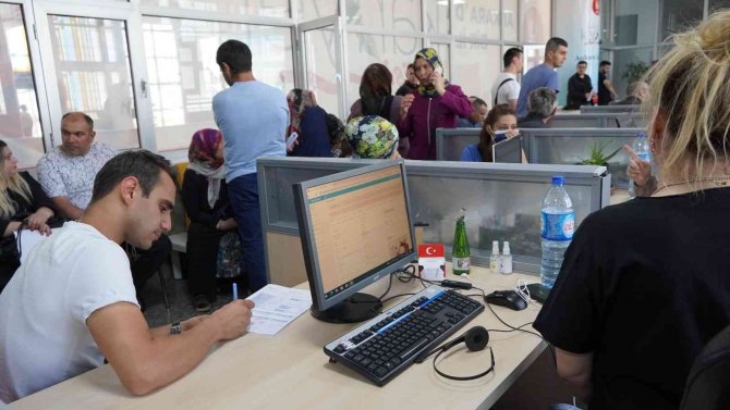 Kariyer Ofisi’nden Engelli 50 Vatandaşa İş İmkanı