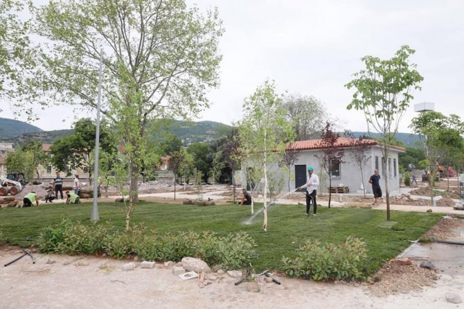 Şehit Nazım Ateş Parkı’nda Çalışmalar Sürüyor