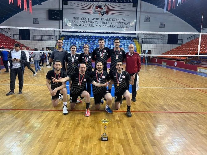 Kütahya’da Kurumlar Arası Voleybol Turnuvası