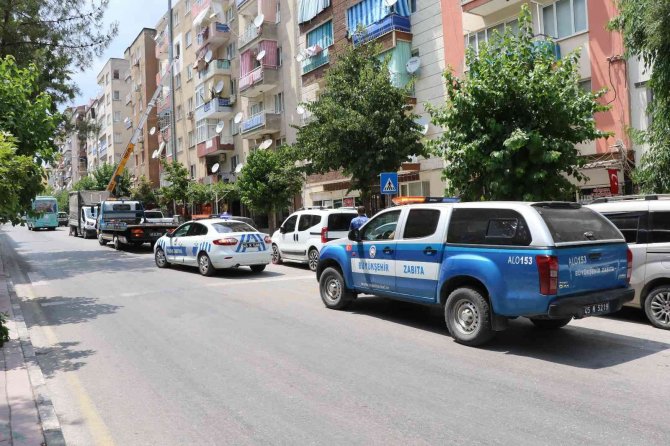 Kaldırımlara Bırakılan Motosikletlerle İlgili Uygulama Yapıldı