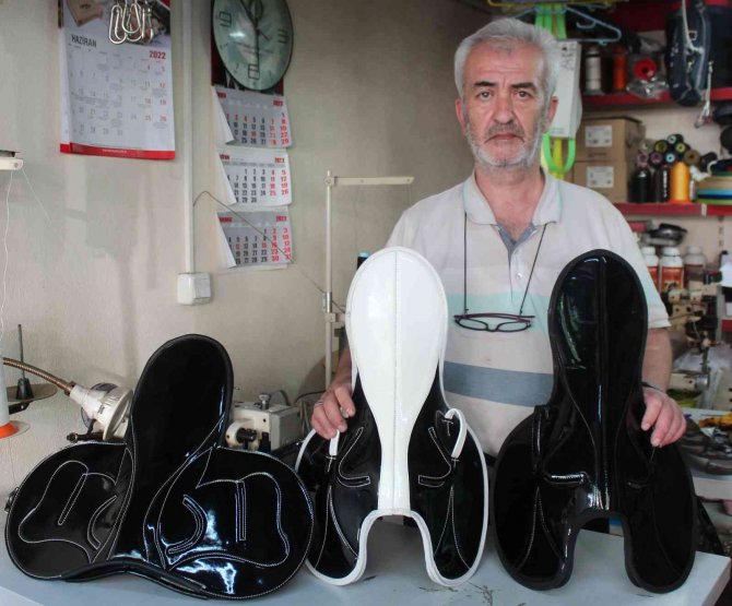 Küçücük Bir Dükkandan Dünyaya Açıldı